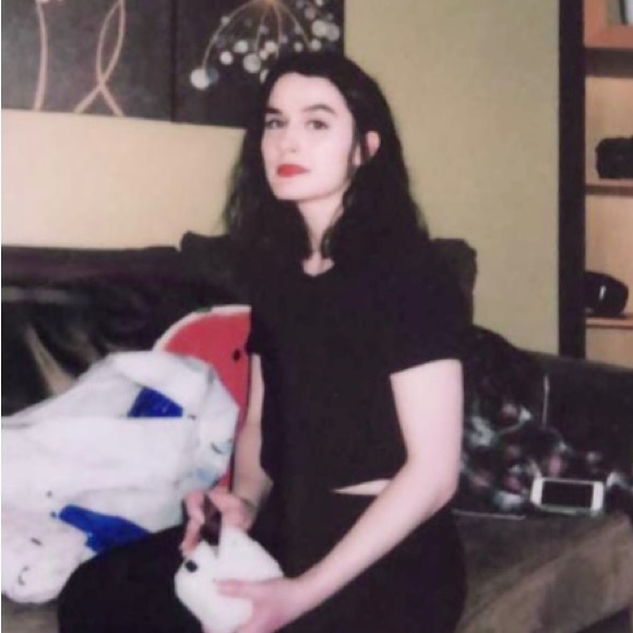 Meet your Posher, Meli - Picture 1 of 1